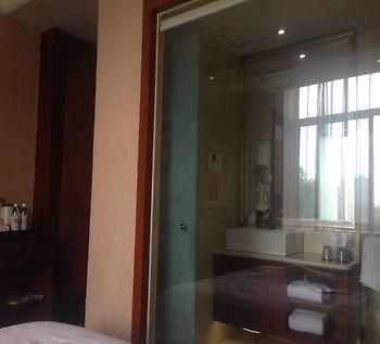 Chengdu Care U Well Hotel Jinjiang  Екстер'єр фото